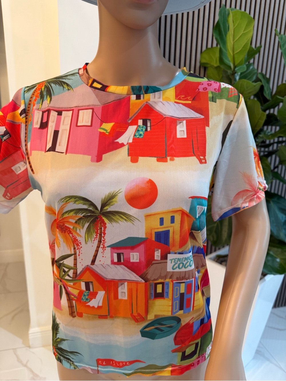 Tropical Beach Print Short Sleeve Crop Top in Multi